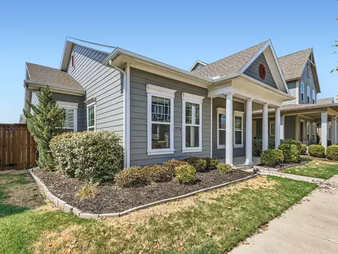 6425 Trafalgar Dr, Rowlett, TX 75089