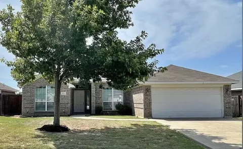 1024 Vinewood Ave, Burleson, TX 76028