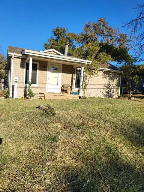 729 Winnie St, Fort Worth, TX 76112