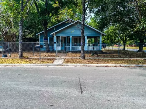 1100 W 14th Ave, Corsicana, TX 75110