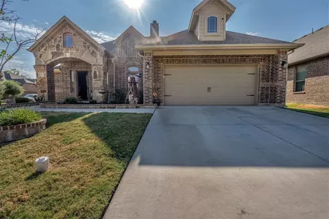 12420 Charter Creek Dr, Burleson, TX 76028