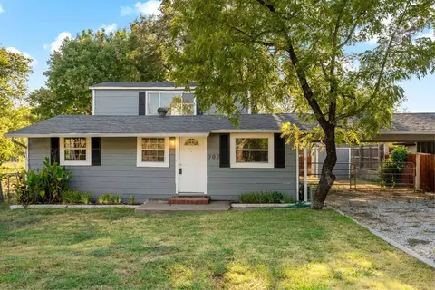 707 W Shore Dr, St Paul, TX 75098