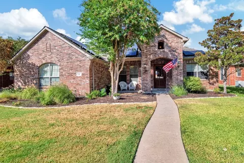 411 Foxwood Ln, Wylie, TX 75098