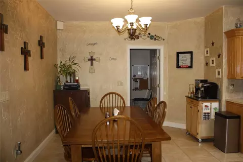 120 Hogan St, Comanche, TX 76442 photo 11