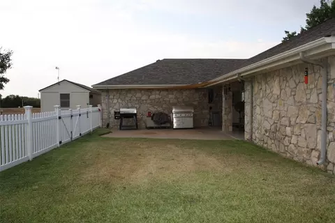 120 Hogan St, Comanche, TX 76442 photo 26