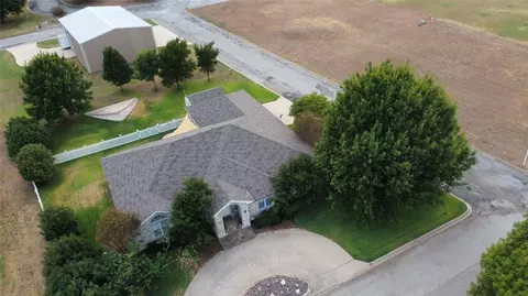 120 Hogan St, Comanche, TX 76442 photo 5