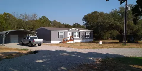 213 Hoover Ln, Azle, TX 76020