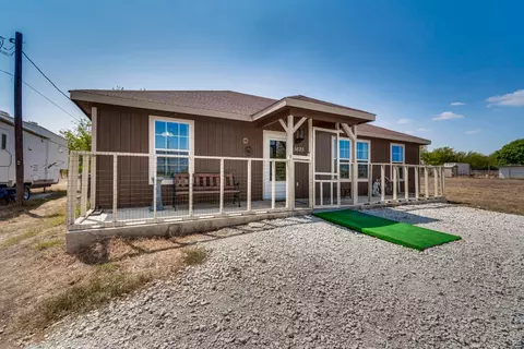 5625 Baron Dr, Joshua, TX 76058