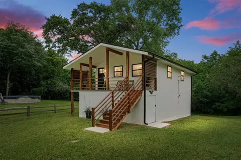 1108 Maloma Ct, Tool, TX 75143 photo 2