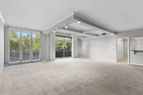 5200 Keller Springs Rd #212, Dallas, TX 75248