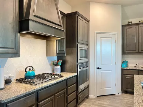 1067 Sublime Dr, Heath, TX 75126
