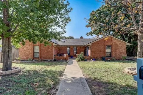 1212 Olmos Creek Pl, Denton, TX 76205