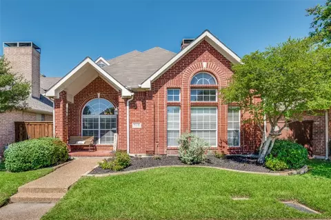 313 Moss Hill Rd, Irving, TX 75063