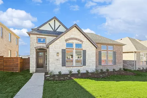 2004 Fall Creek Cv, Mesquite, TX 75181