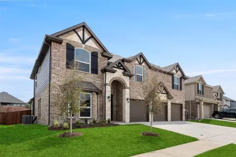 8829 Becker Ave, Fort Worth, TX 76123