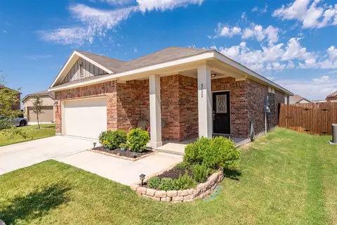 5636 Mcmahan Ln, Crowley, TX 76036
