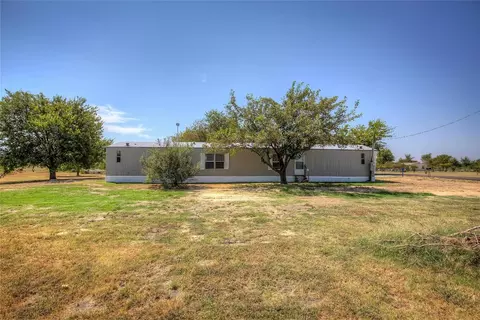 3585 County Road 2134, Greenville, TX 75402