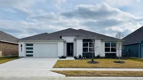737 Golden Gate Park Rd, Alvarado, TX 76009