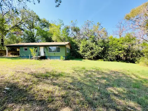 383 Glazner St, Hawkins, TX 75765