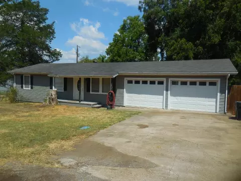 3010 Cherokee Rd, Wills Point, TX 75169