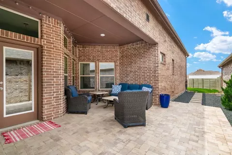 924 10th St, Argyle, TX 76226 photo 17