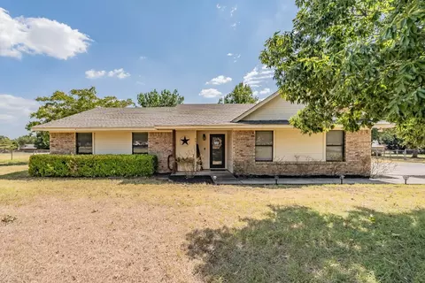 665 Greenwood Cut Off Rd, Weatherford, TX 76088