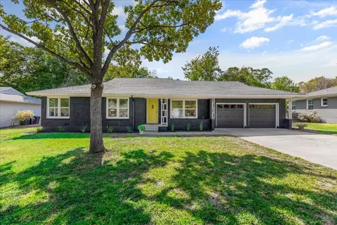 4016 Piedmont Rd, Fort Worth, TX 76116
