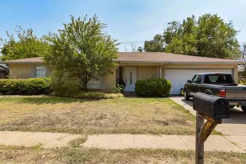 805 Rose St, Crowley, TX 76036