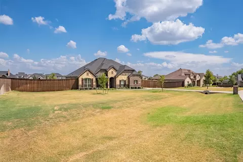 810 Reese Dr, Waxahachie, TX 75167