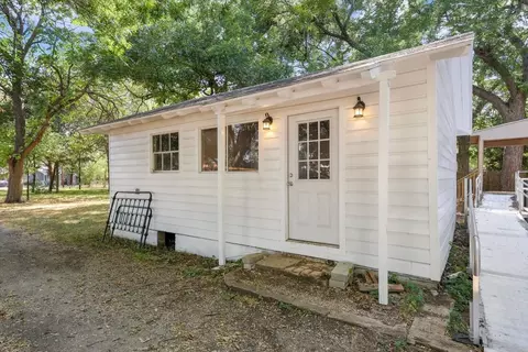 206 E Pecan St, Lancaster, TX 75146 photo 34