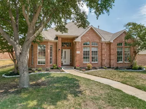 1308 Lakeridge Ln, Irving, TX 75063