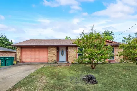 803 Dogwood Dr, Cedar Hill, TX 75104