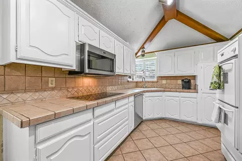 3917 Tobin Trl, Rowlett, TX 75088 photo 8