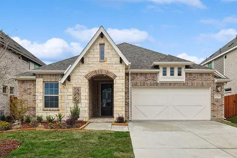 1231 Rothland Ln, Red Oak, TX 75154