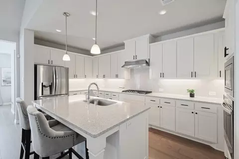 6020 Cross Point Ln, Aubrey, TX 76227