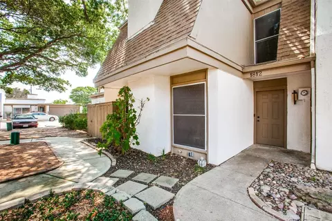 1812 Place One Ln, Garland, TX 75042