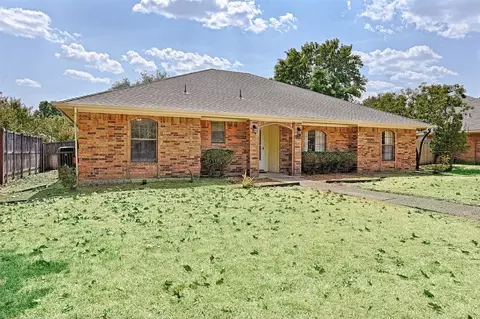 910 Spring Brook Dr, Allen, TX 75002