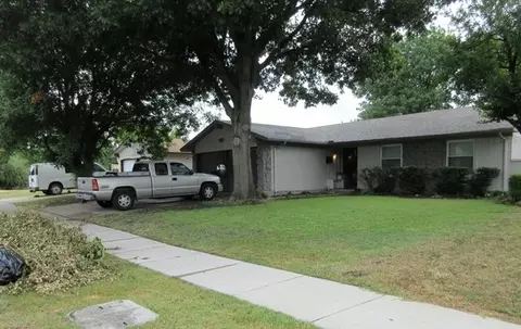 1614 N Yale Dr, Garland, TX 75042