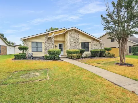 2613 Royal Oaks Dr, Plano, TX 75074