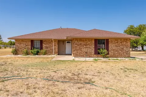 1021 Oak Grove Rd E, Burleson, TX 76028
