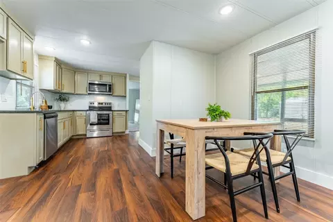 2100 High View Cir, Tool, TX 75143 photo 9