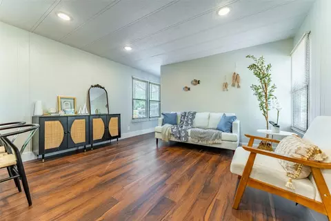 2100 High View Cir, Tool, TX 75143 photo 7