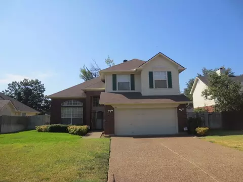 706 Summerwood Dr, Arlington, TX 76017
