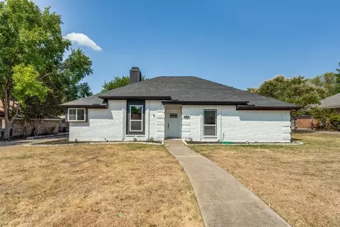 8625 Hummingbird Dr, Frisco, TX 75034