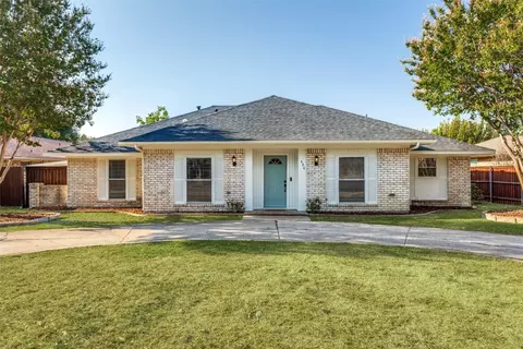 434 Park Bend Dr, Richardson, TX 75081