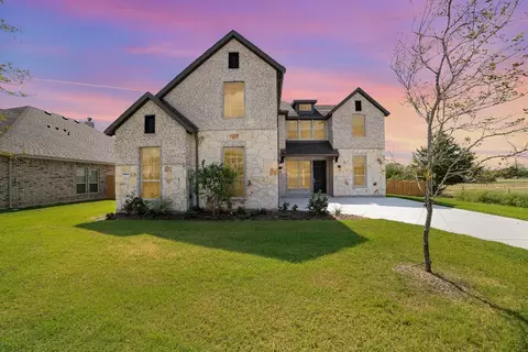 6002 Horizon Dr, Midlothian, TX 76065