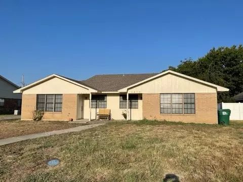 3815 Yellowstone Pl, Denton, TX 76209