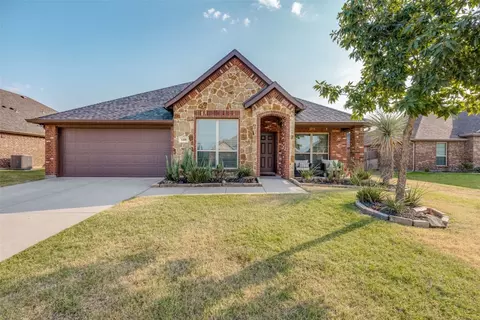 128 Althea Dr, Waxahachie, TX 75165