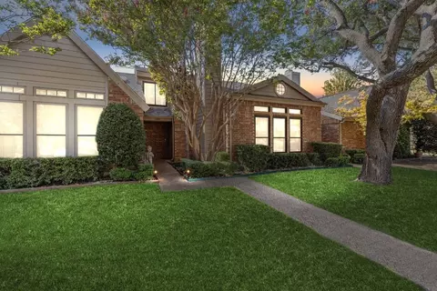 2553 Mallard Ln, Carrollton, TX 75006