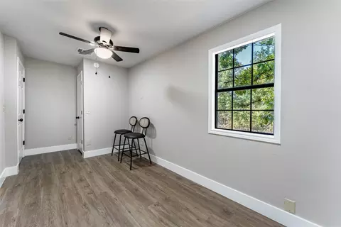 905 Regal Dr, Tool, TX 75143 photo 22